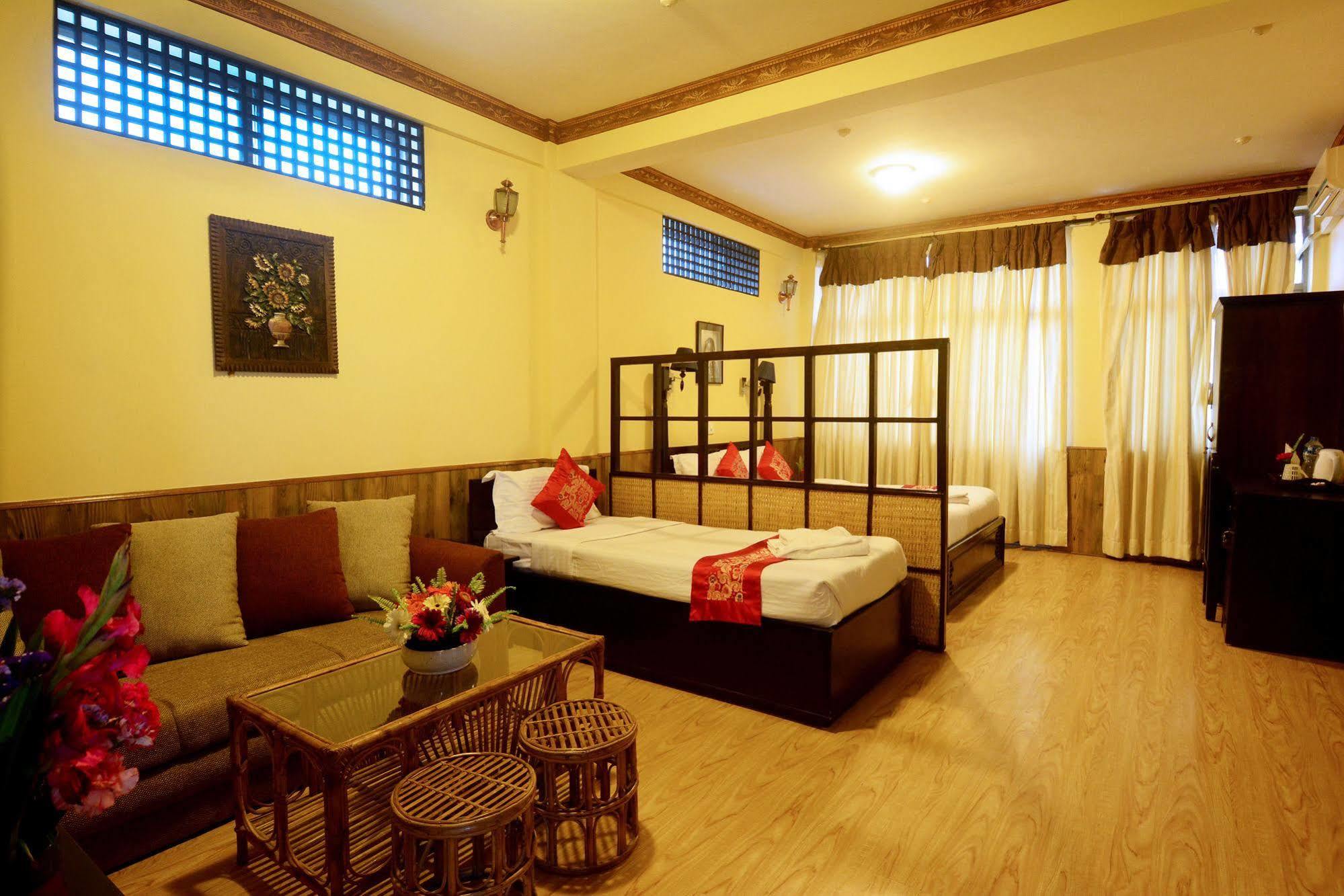Dream Nepal Hotel And Apartment Kathmandu Exterior foto