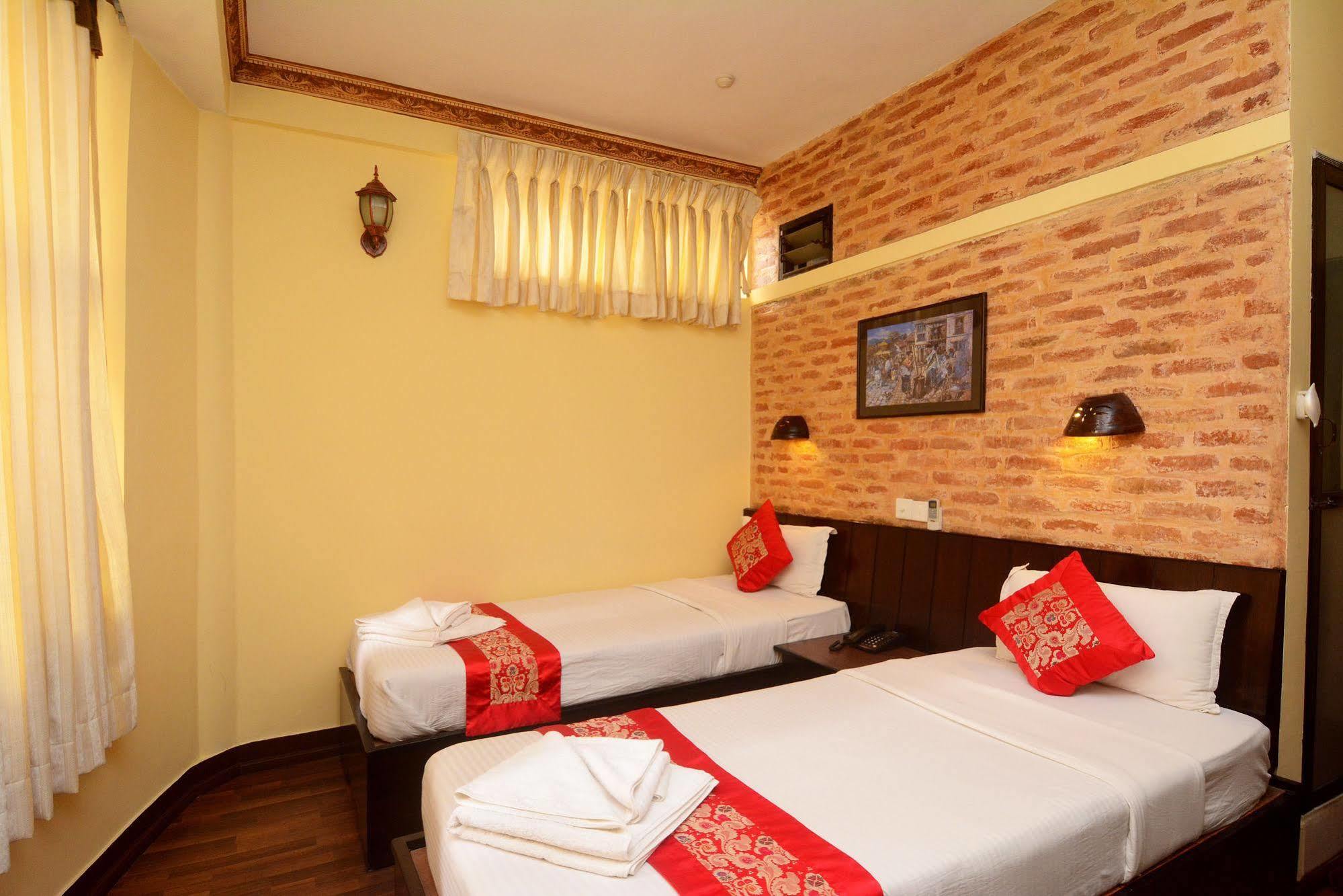 Dream Nepal Hotel And Apartment Kathmandu Exterior foto
