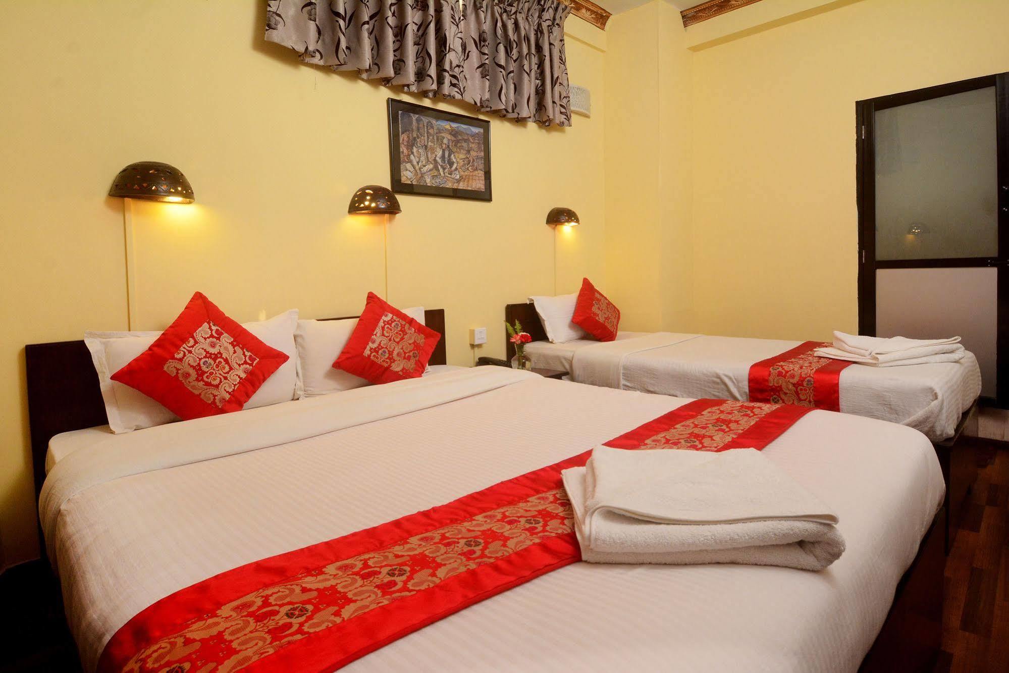 Dream Nepal Hotel And Apartment Kathmandu Exterior foto