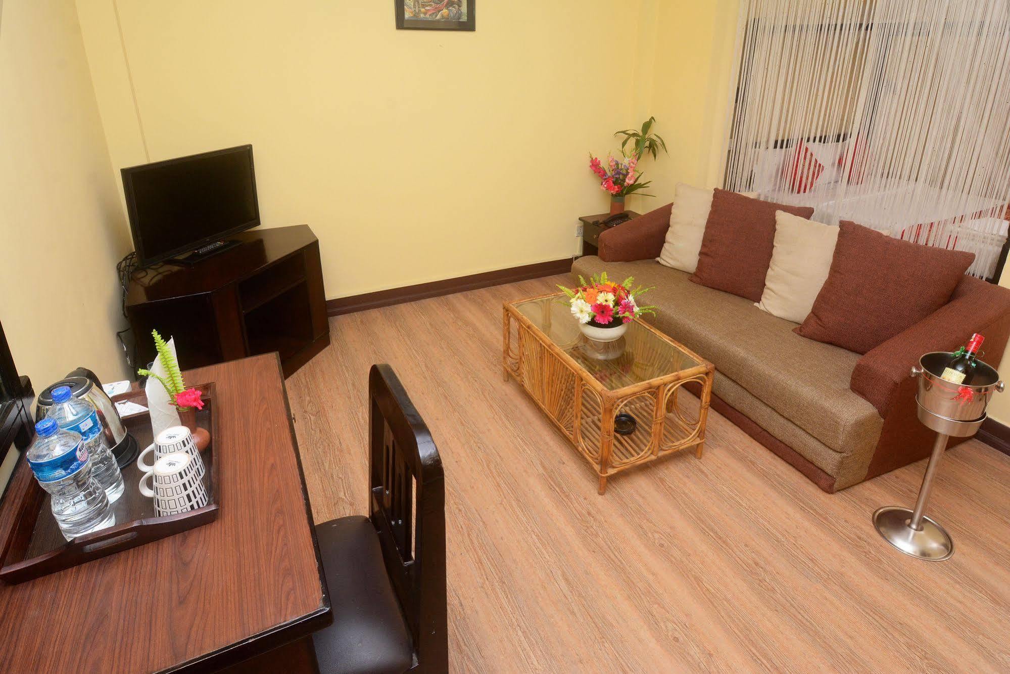 Dream Nepal Hotel And Apartment Kathmandu Exterior foto